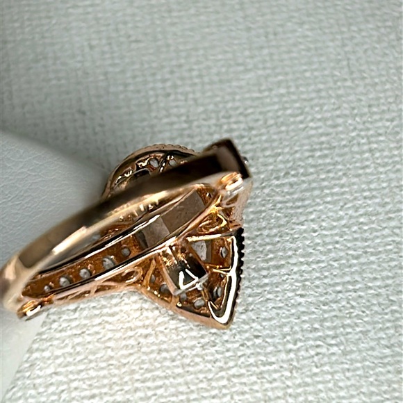 Genuine 2.5 Kt Peach Morganite White Zircon Engagement Wedding Dinner 925 Ring - Picture 9 of 14